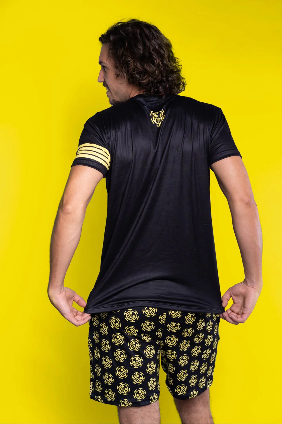 Conjunto Pijama One Piece Piratas Corazón Trafalgar Law - Image 3
