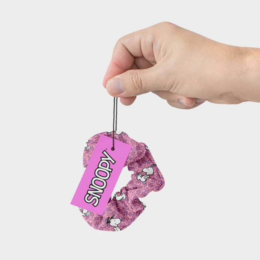 Scrunchy Snoopy Pink Flowers - Image 3