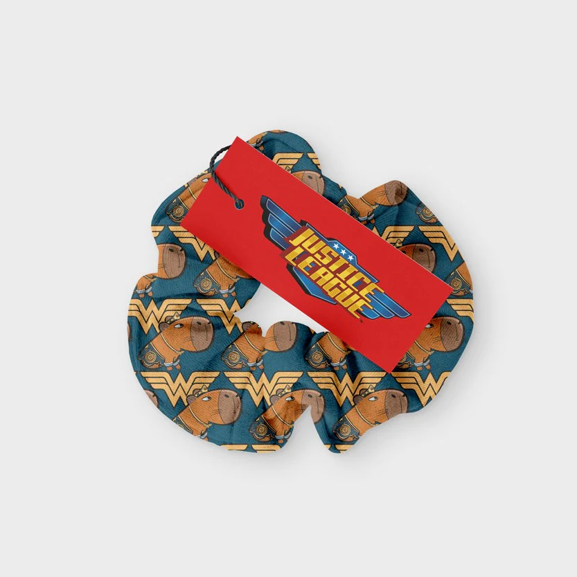 Scrunchy Wonder Woman Capibara - Image 2