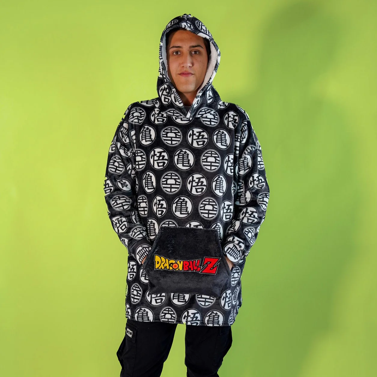 Sudaderota Dragon Ball Z Simbolos